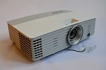 Projector For Daylight Viewing