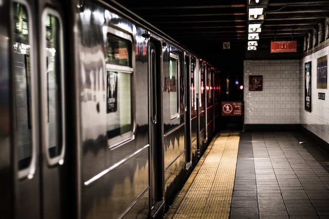 Do you get paid every 2 weeks at subway?