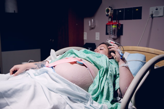 What do fetal seizures feel like
