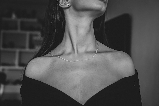 Why is my neck skinny