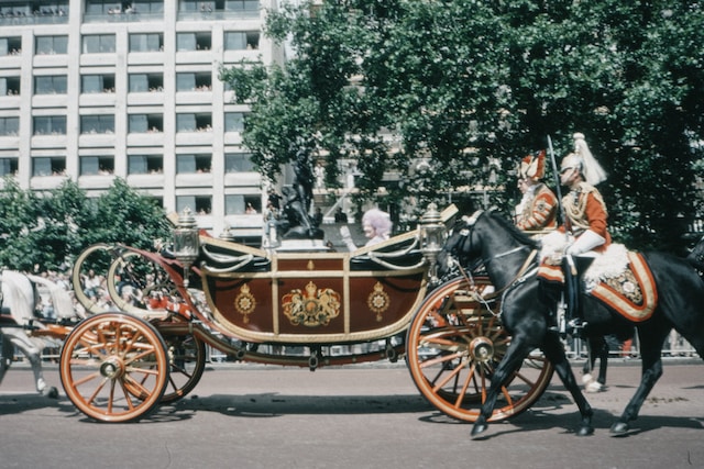 Who is the shortest royal family member?