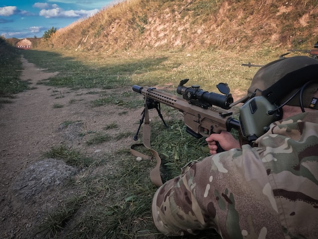 What is the longest sniper shot