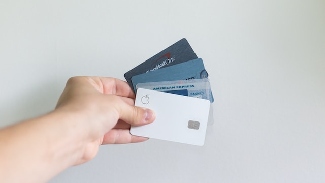 What are instant approval credit cards?