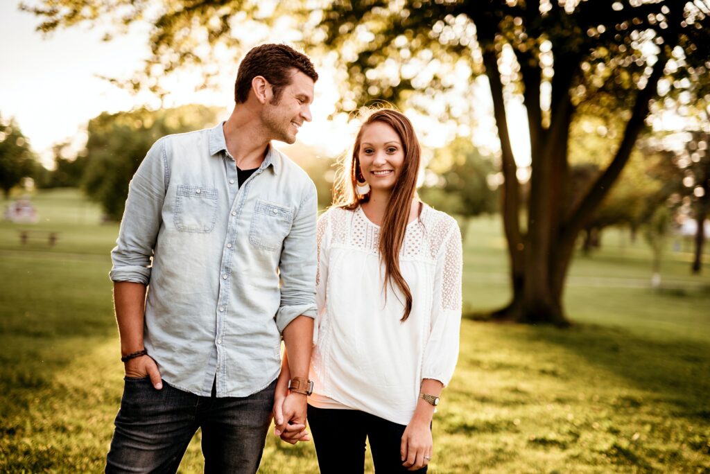 When a man is obsessed with a woman signs
