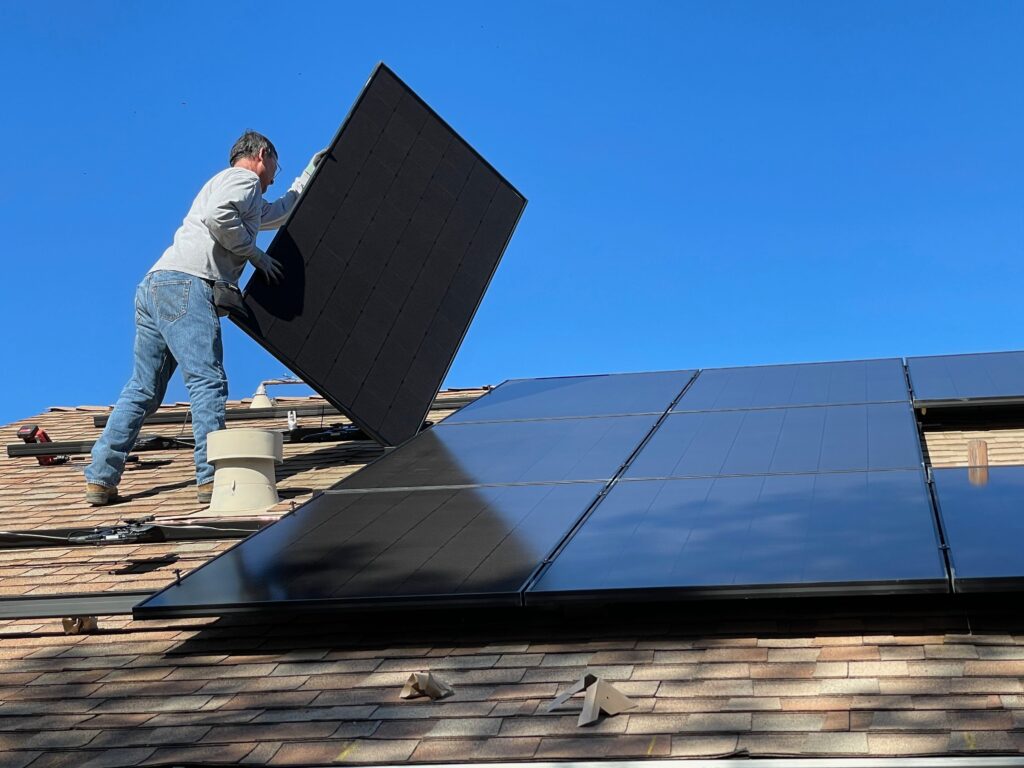 What states is the government paying for solar panels