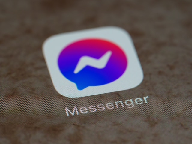 When you block someone on messenger what do they see?