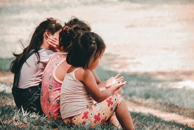 How many missing children are never found in the US?