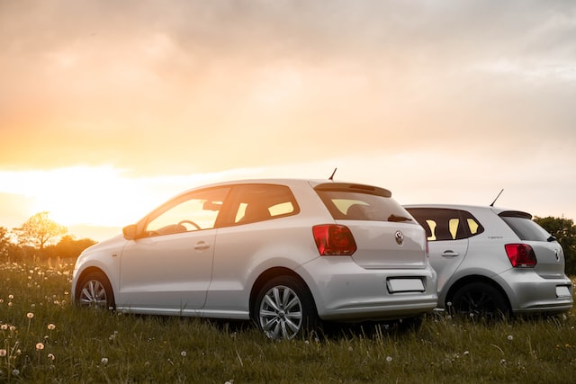 How long can you keep your car on while parked?