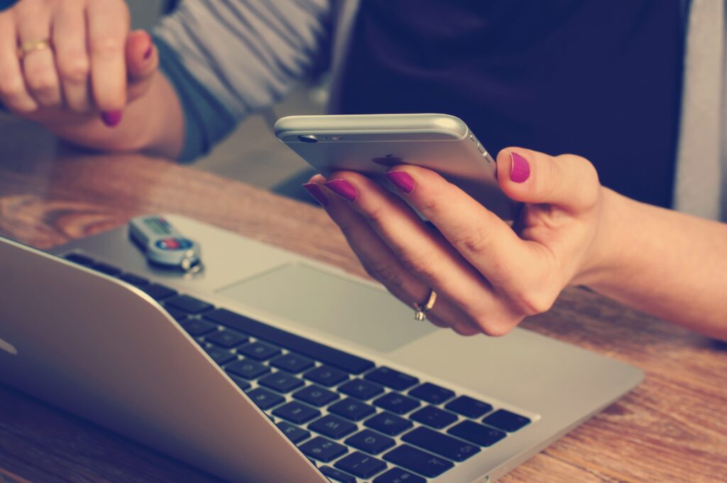 What Does MM Mean In Texting?