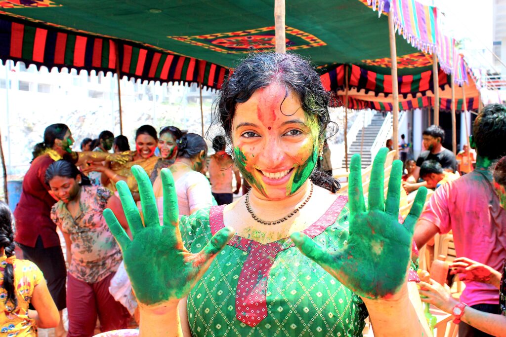 What skin tone do Indians have?