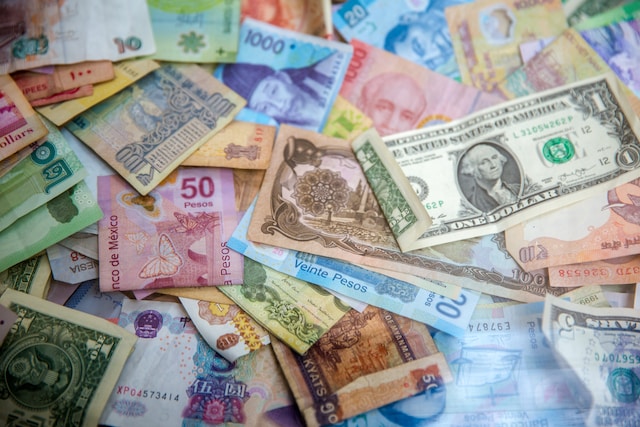 What does k mean in money?