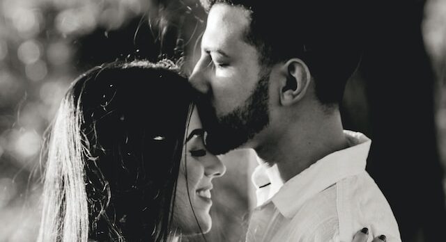 What do forehead kisses mean to guys?