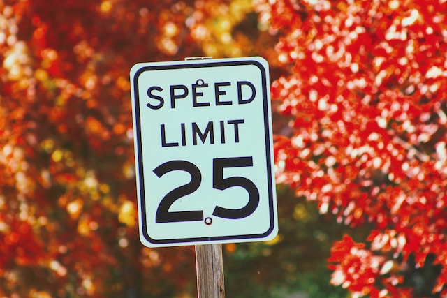 Is there a road in America with no speed limit? 