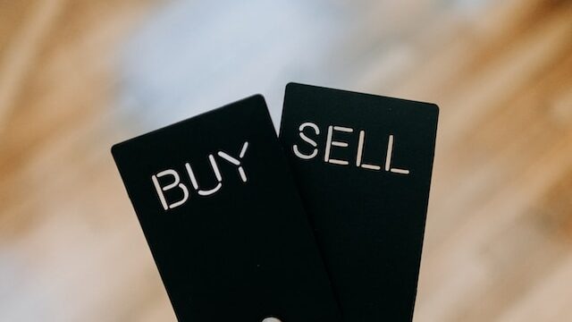 Where to sell feet pics for free?