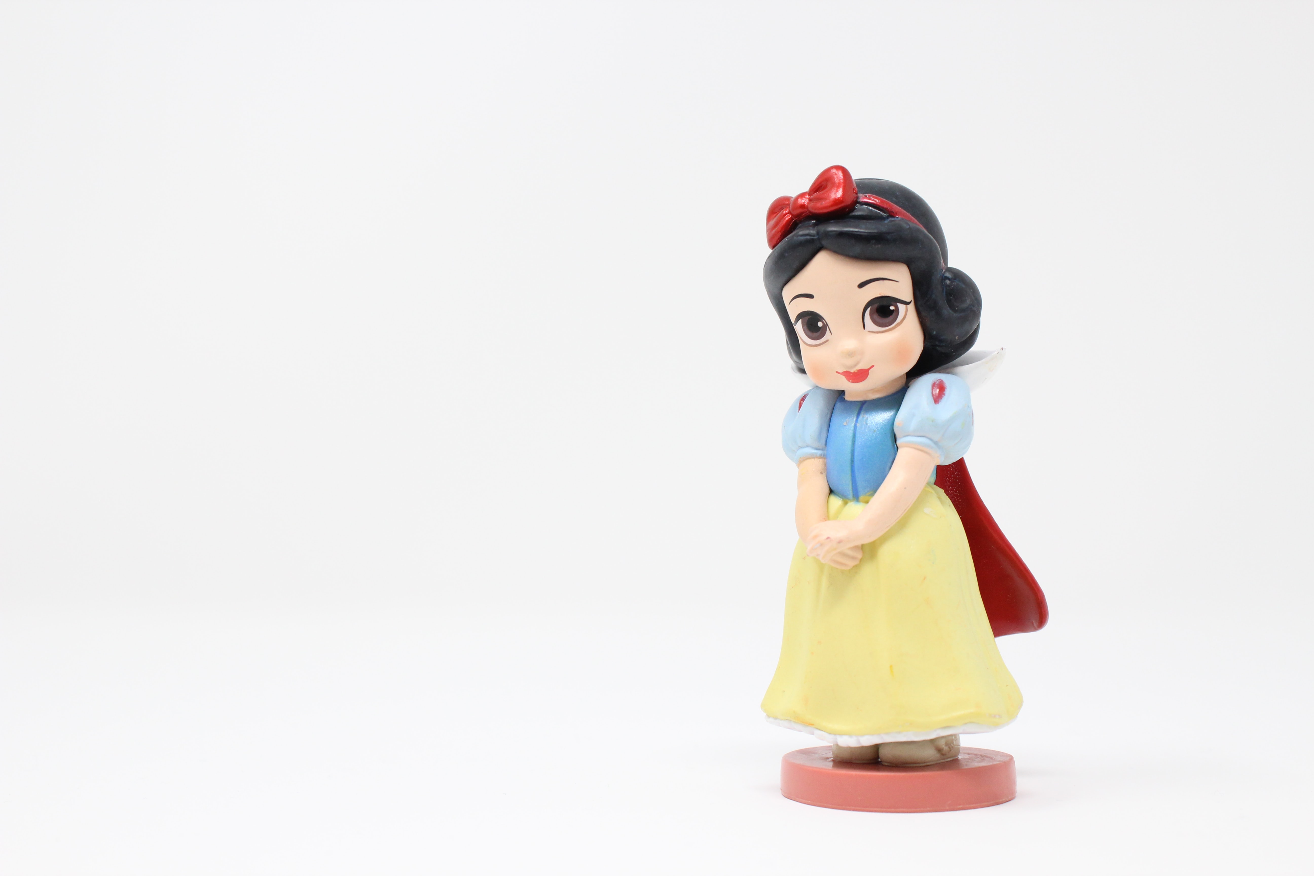 How old was Snow White when she kisses the Prince?