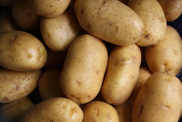 What does sleeping with potatoes in your socks do