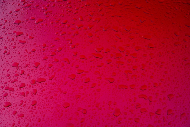 What 2 colors make red?