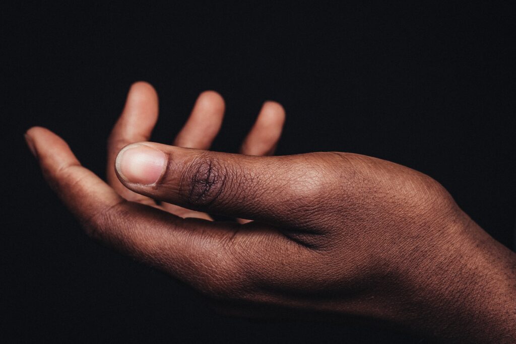 Can You Tell The Size Of A Man By His Fingers?
