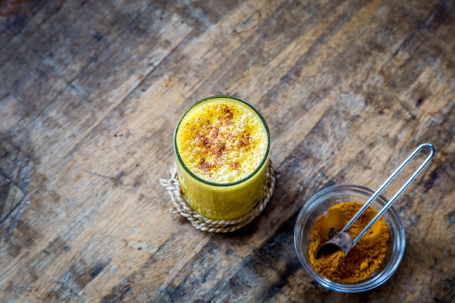 What are the 10 serious side effects of turmeric?