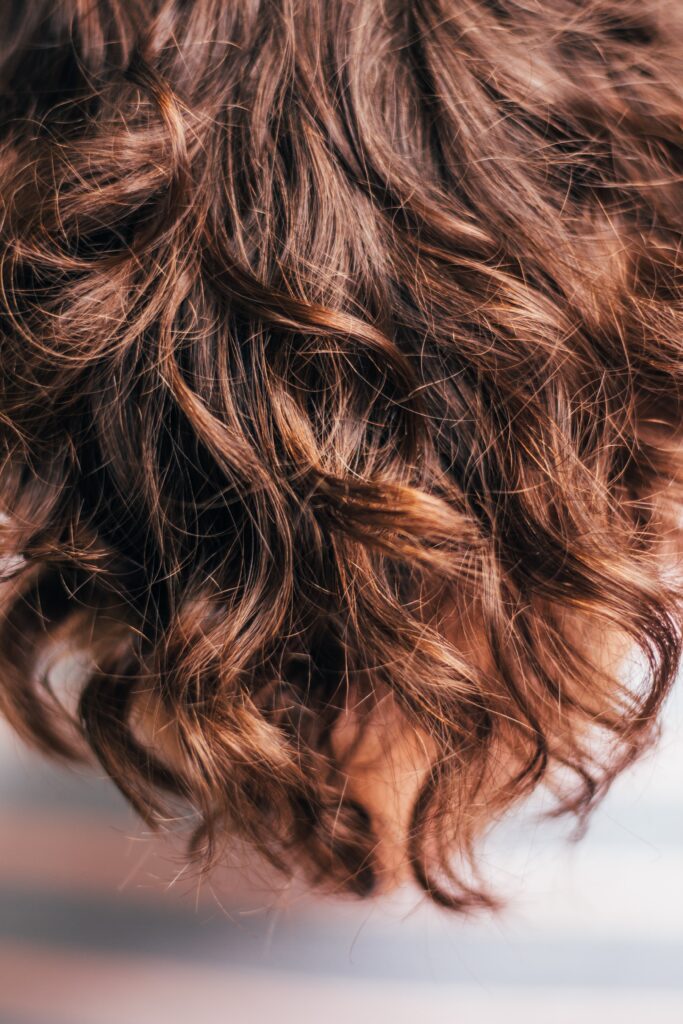 What is the best day to cut hair for growth?