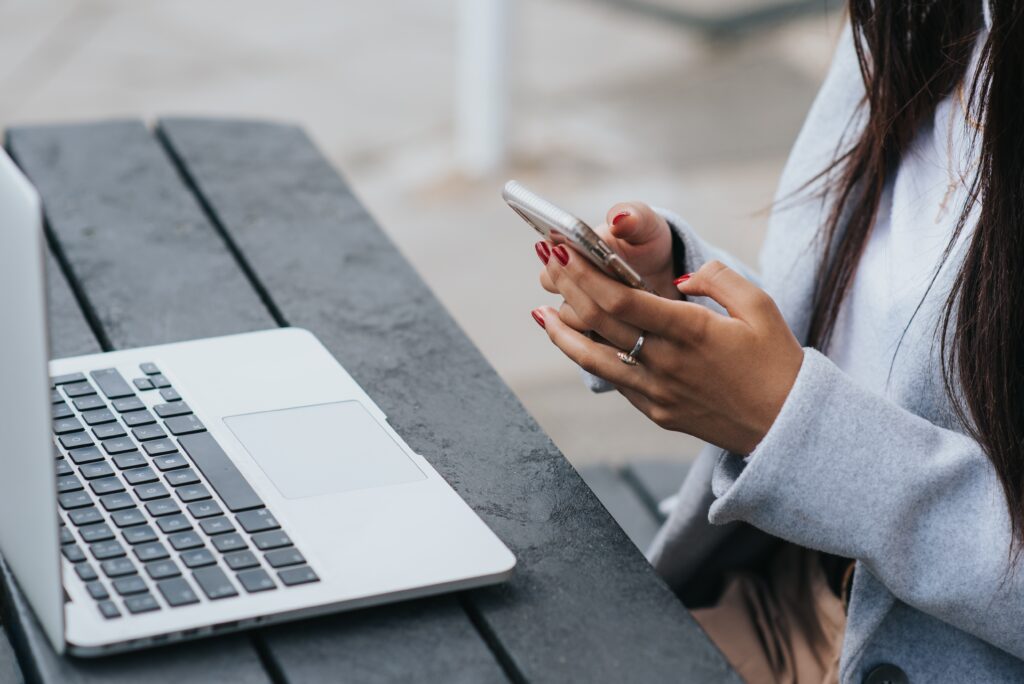 What does "wtv" mean in text?