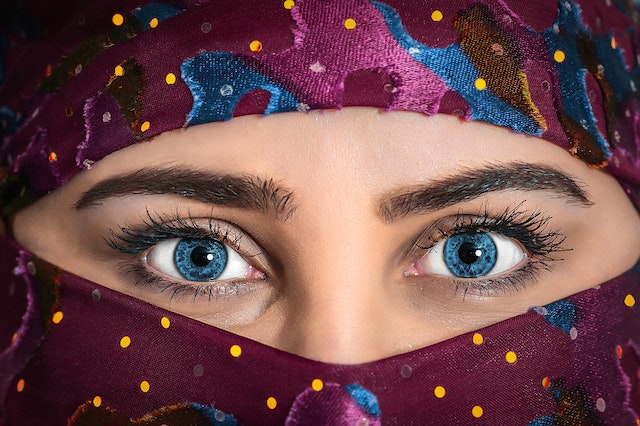 Can People have Purple Eyes?