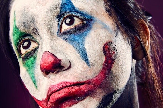 What is joker eye color?