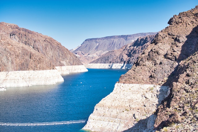 Did the rain help lake mead?