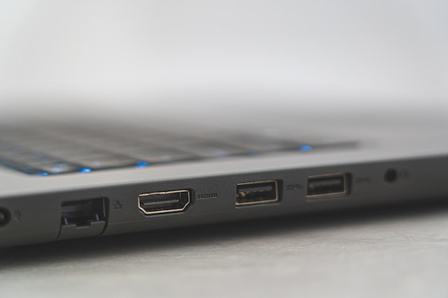 Sony X900H HDMI Ports
