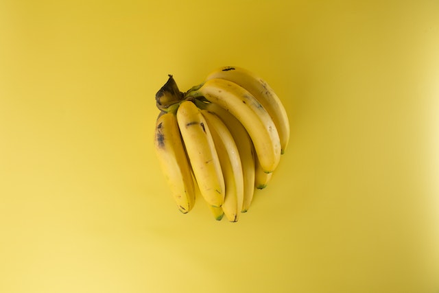 What is the banana called in spain?