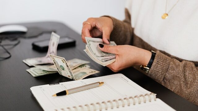 What is the 10 20 rule of money