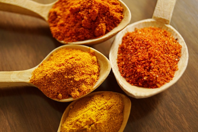 What time of day is the best time to take turmeric?