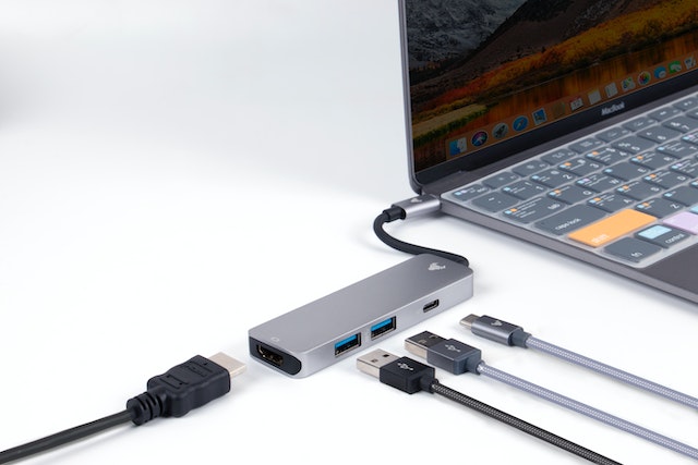USB-C Docking Station with 2 HDMI Ports