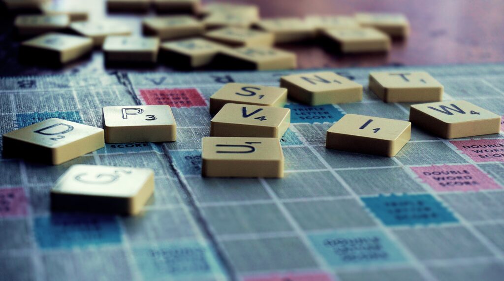 Is raz a valid scrabble word?