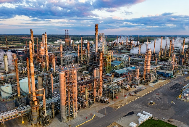 Where does us get most of its oil