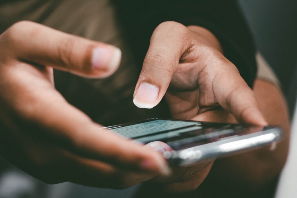 What does JS mean in text message?