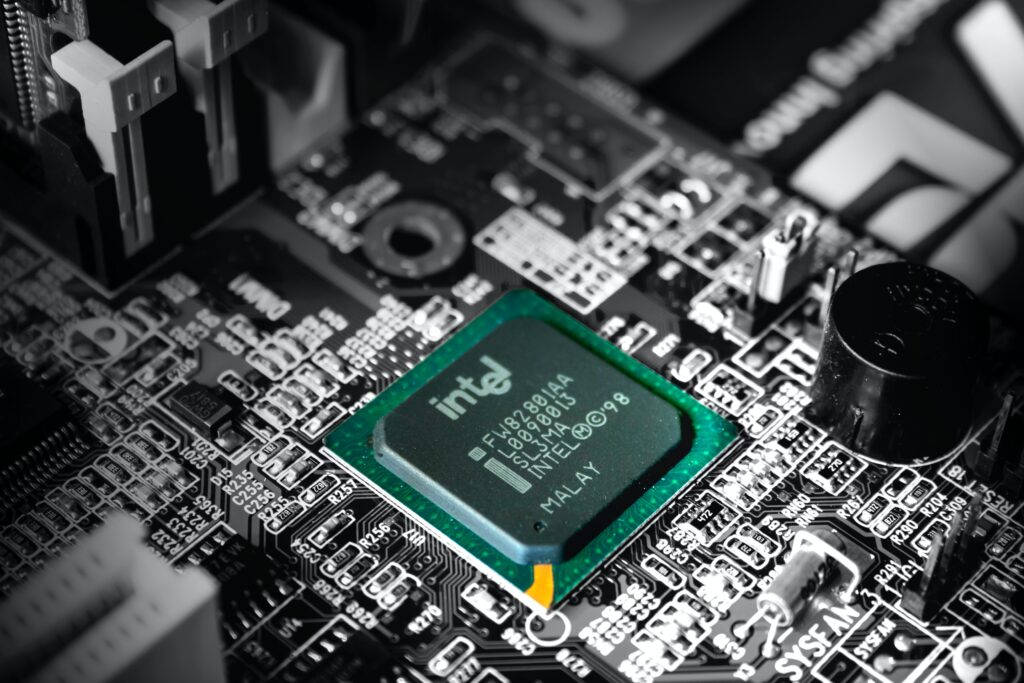 is intel iris xe graphics good for gaming