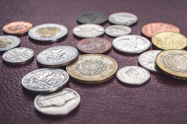 What is a quid vs a pound?