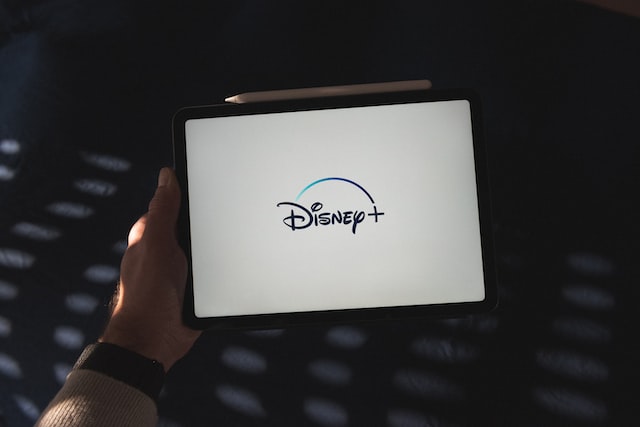 can you screen share disney plus on facetime