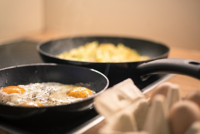Is fried egg or scrambled egg healthier?