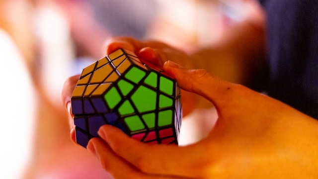 How rare are autodidacts?