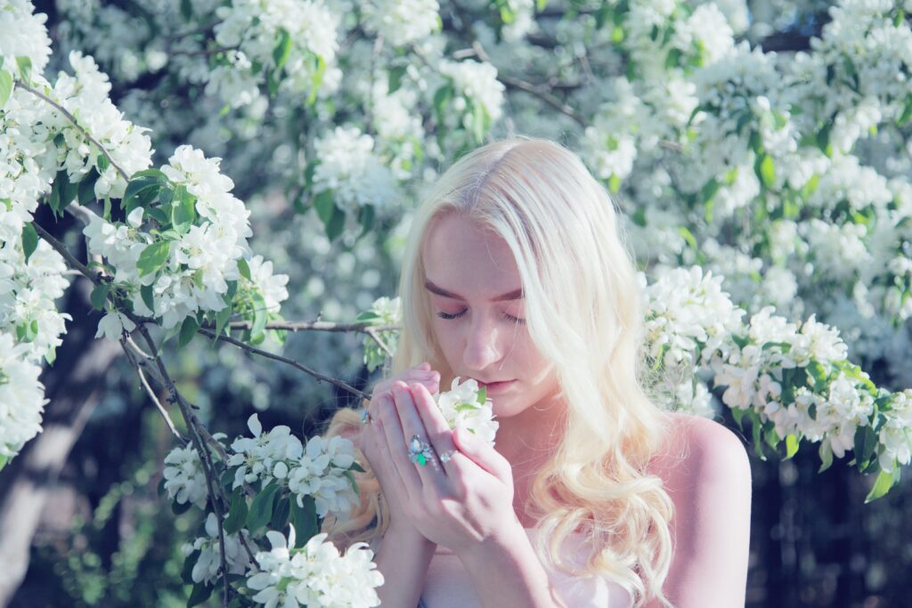 What does it mean when your skin smells sweet