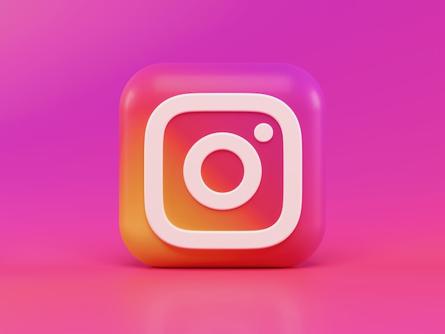 What is SFS mean on Instagram?