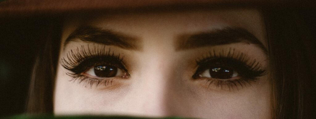 What to do if one eyebrow is higher than the other?