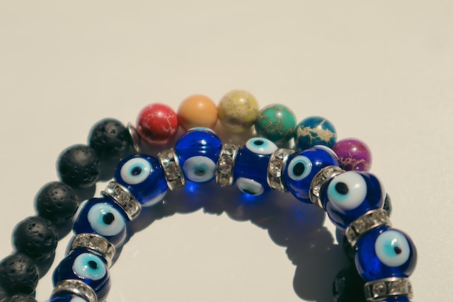 What does blue eye bracelet mean?