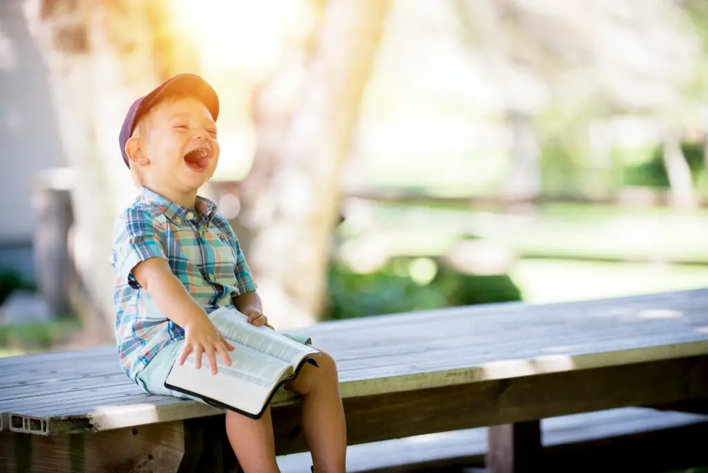 Why can't i remember my childhood and teenage years?