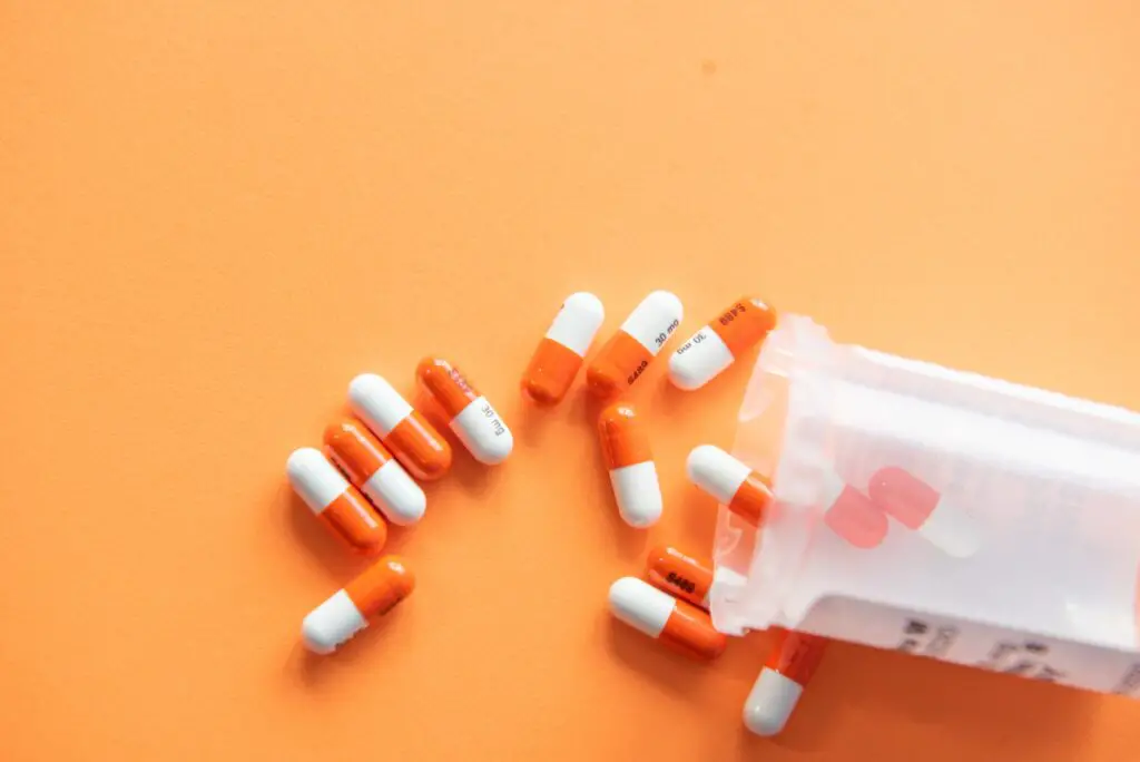How can you tell if someone is a drug informant