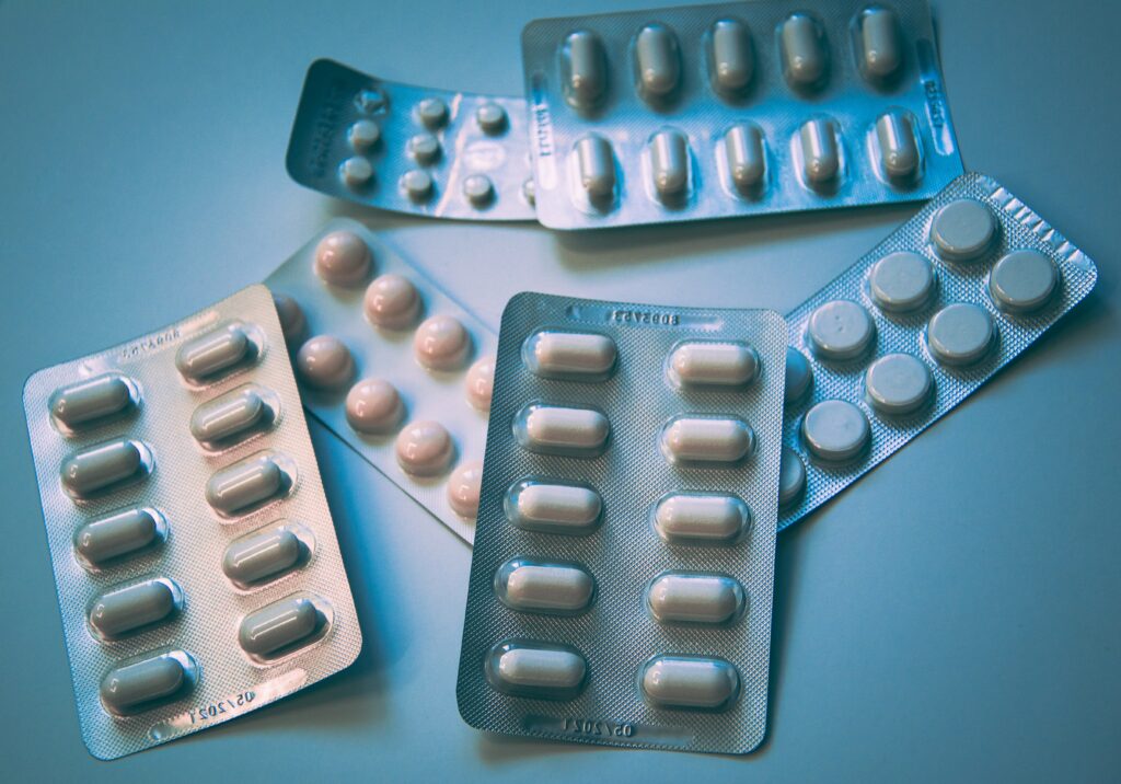 Can you take ibuprofen and amoxicillin together