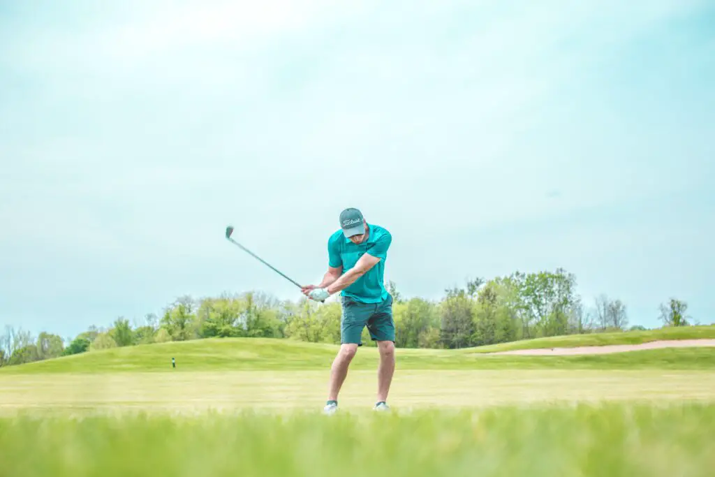 What is John Dalys longest drive in Golf?