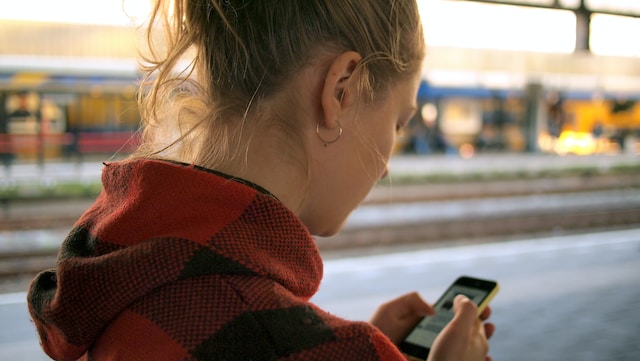 Can text me app be traced back to me?